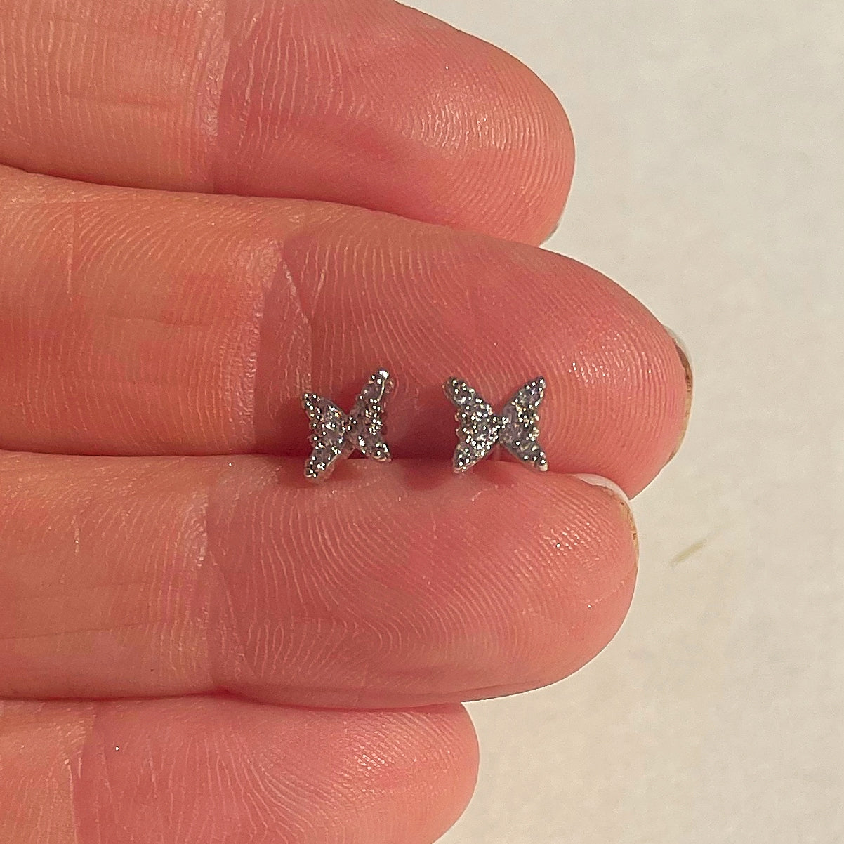 “Becks” (silver) Earring