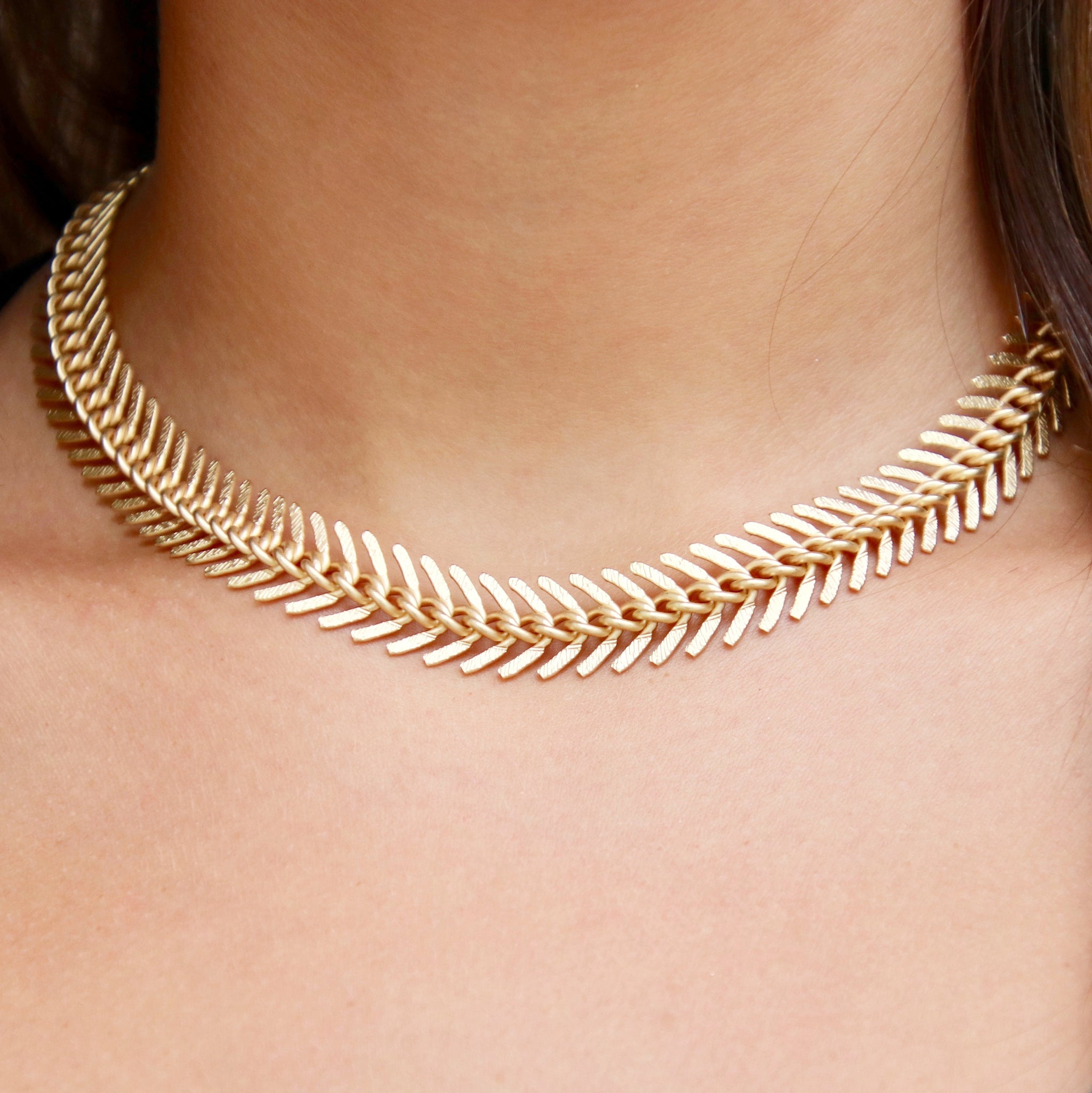 “Marianne” Large Fishbone Chain Necklace
